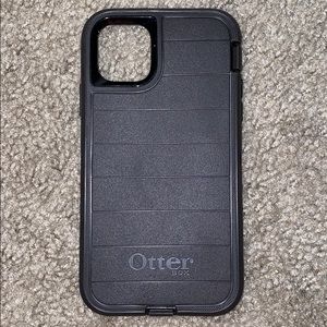 iPhone 11 Pro Max Otterbox Defender